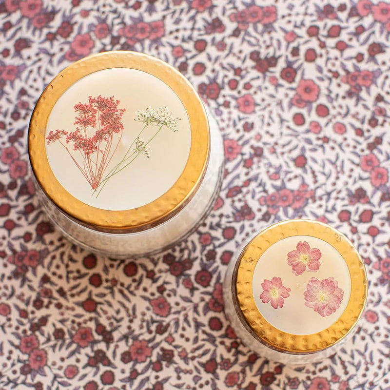 Rosy Rings Pressed Floral Candle - Aromatherapy Candles, Long Lasting Scented Luxury Candles for Home Decor, Botanicals Gifts Notes of Cardamom, Cinnamon, Clove, Tonka, Vanilla Medium (Spicy Apple)