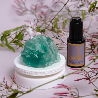 Van Dang Crystal Stone Meditation Set Flourite | Diffuser Oil Dropper Aromatherapy | Luxury Spiritual Home Decor Fragrance Gift Notes of Basil, Ambrette, Pepper, Clary Sage, Mimosa, Sandalwood (Veldt)