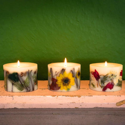 Rosy Rings Petite Round Botanical Candle - Aromatherapy, Long Lasting Candle, 60 Hour Burn Time, Floral Botanical Candles Home Decor Essential Oil Anniversary Christmas Gifts Present (Spicy Apple)