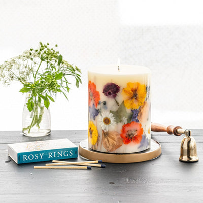 Rosy Rings Winter Decor Essence of Winter Botanical Candle | Aromatherapy Long Lasting Candles Home Gifts Notes of Hyacinth, Honeysuckle, Rose, Cyclamen, Orange Flower Aroma Burn Time 120 Hours 5.5" H
